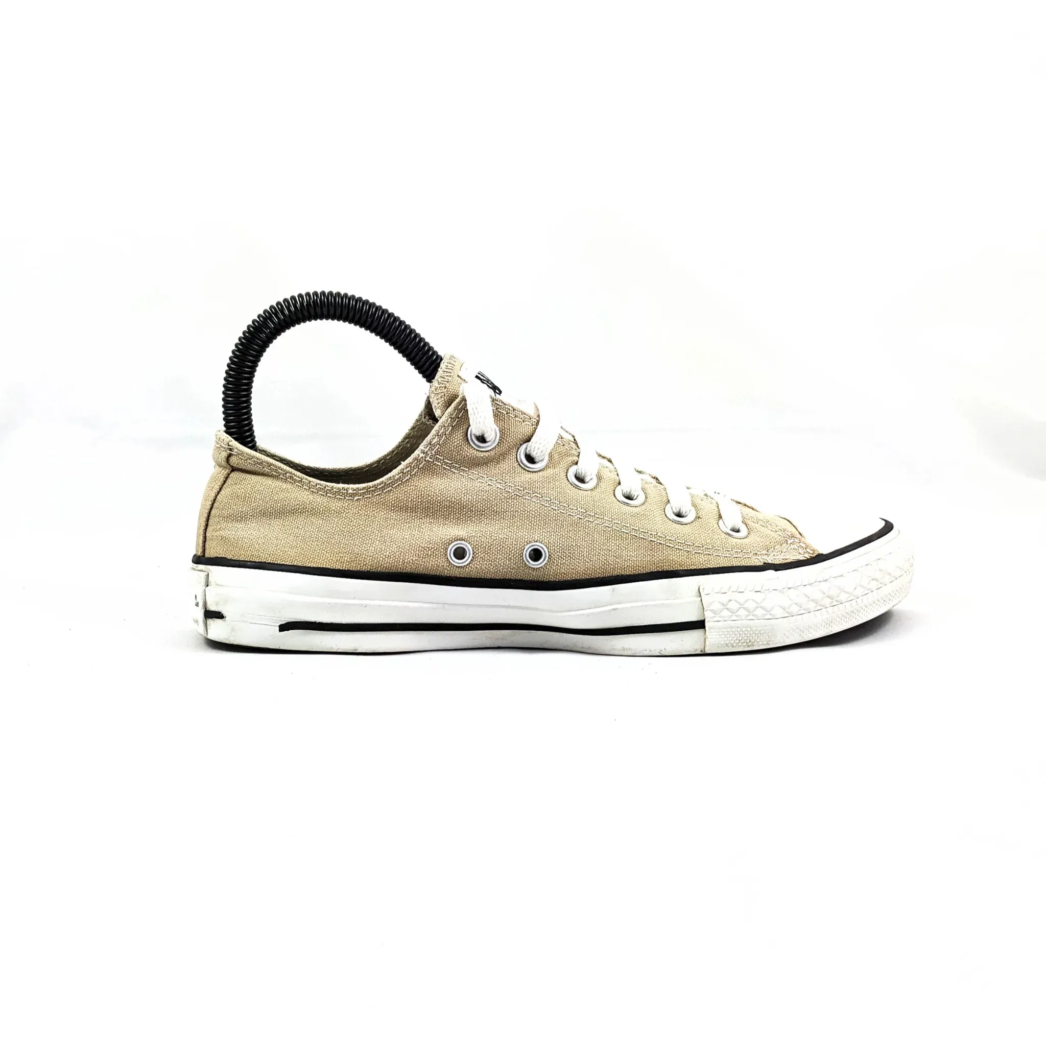 Converse Beige Sneakers