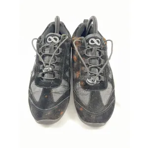 Infinity Black Sneakers