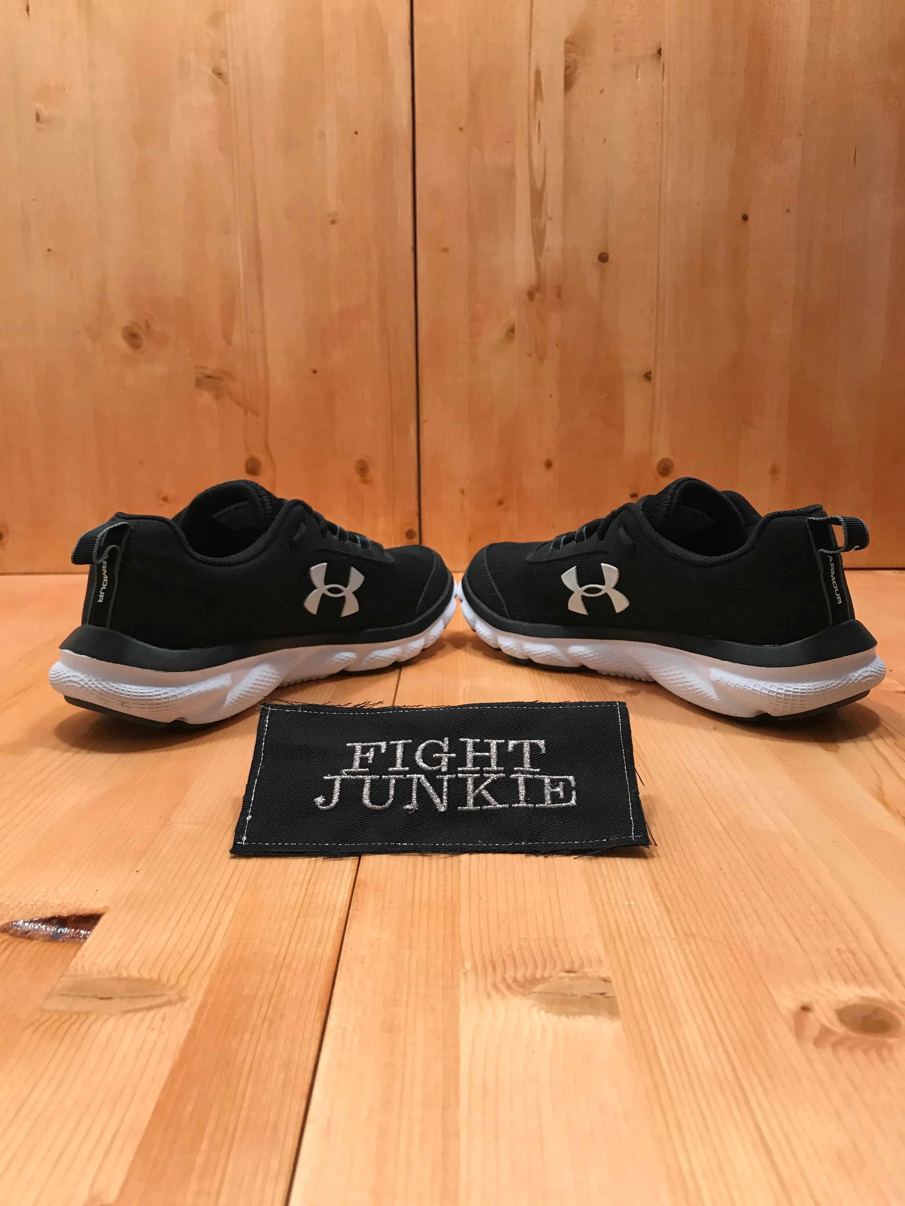 UNDER ARMOUR CHARGED ASSERT 8 Womens Size 8.5 Shoes Sneakers