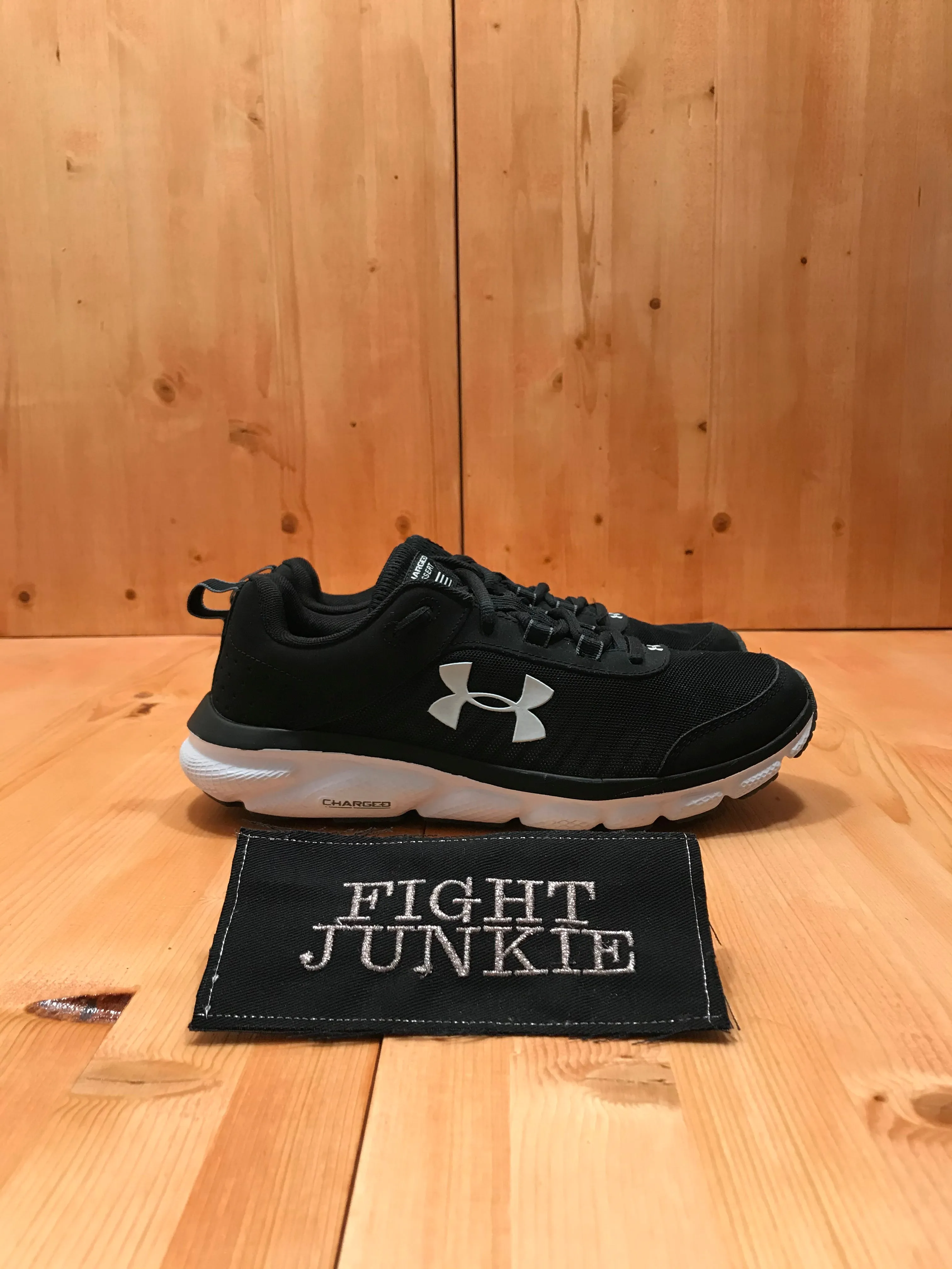 UNDER ARMOUR CHARGED ASSERT 8 Womens Size 8.5 Shoes Sneakers