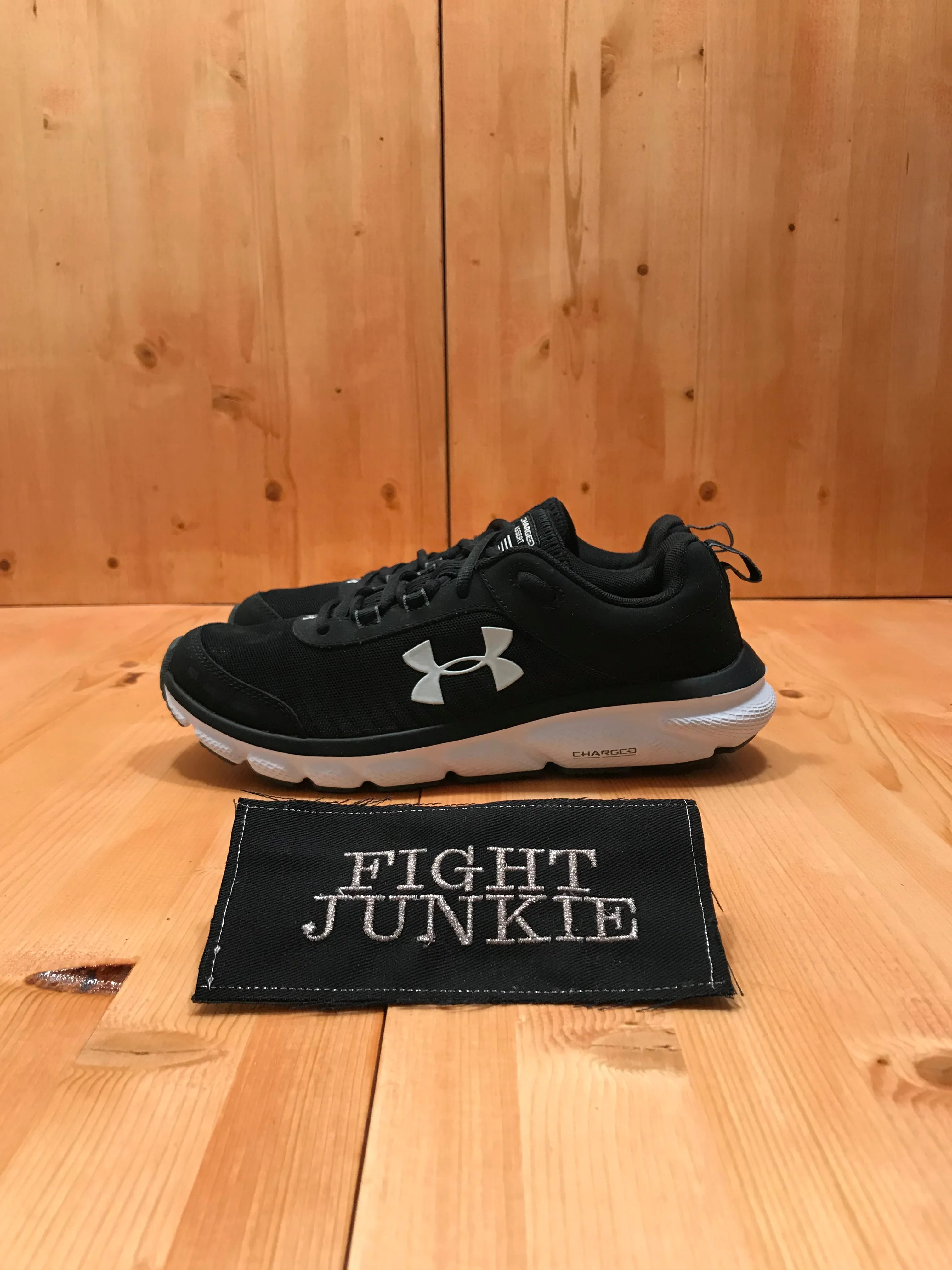 UNDER ARMOUR CHARGED ASSERT 8 Womens Size 8.5 Shoes Sneakers